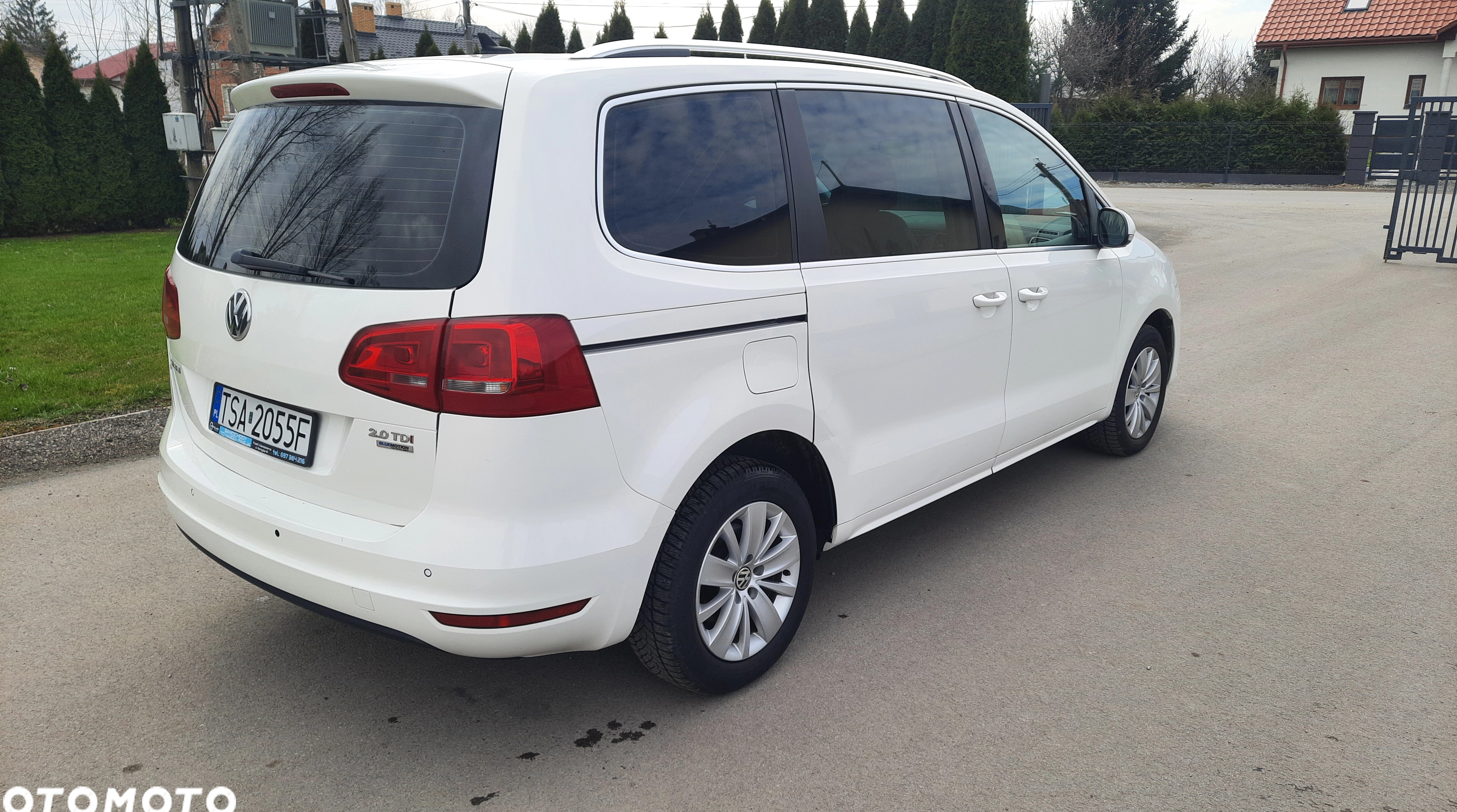 Volkswagen Sharan cena 37900 przebieg: 213301, rok produkcji 2011 z Łobez małe 277